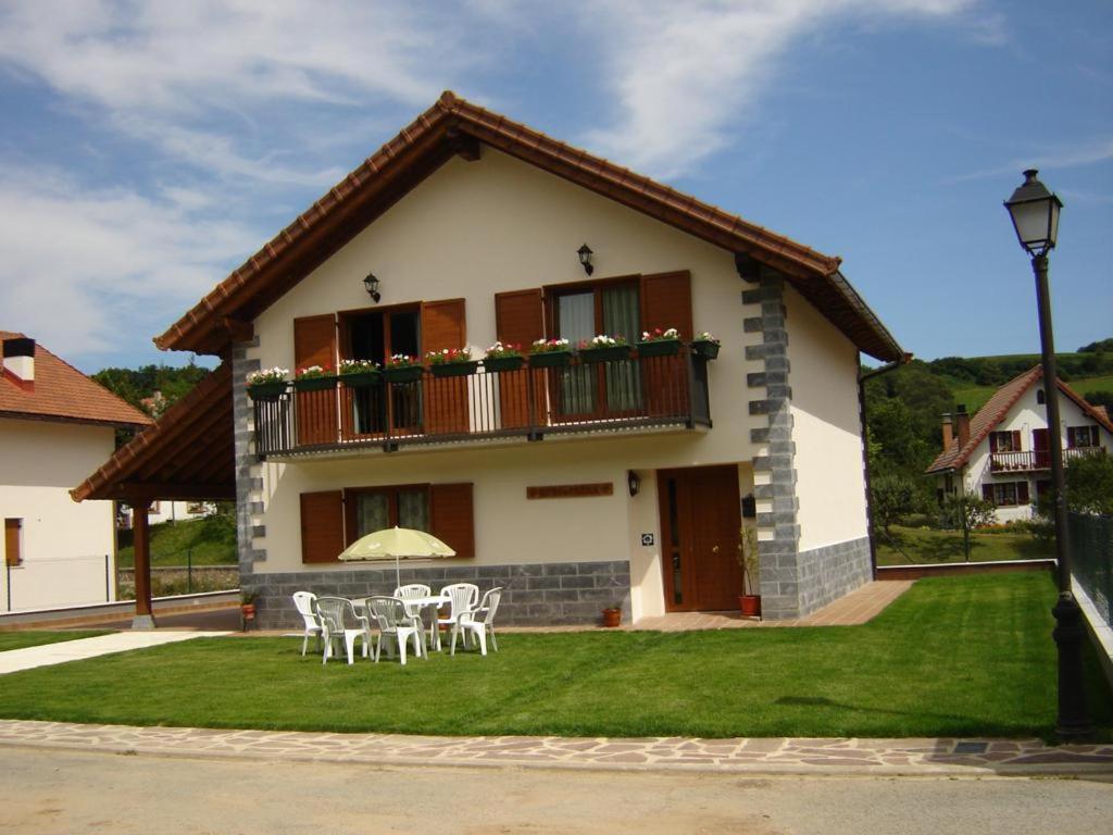 Casa Rural Irugoienea Эспиналь-Аусперри Экстерьер фото